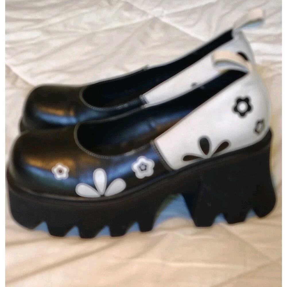 Lamoda Platform Mary Jane Y2K Lolita Black White Floral Chunky Lug Sole Size 8 - Picture 3 of 8